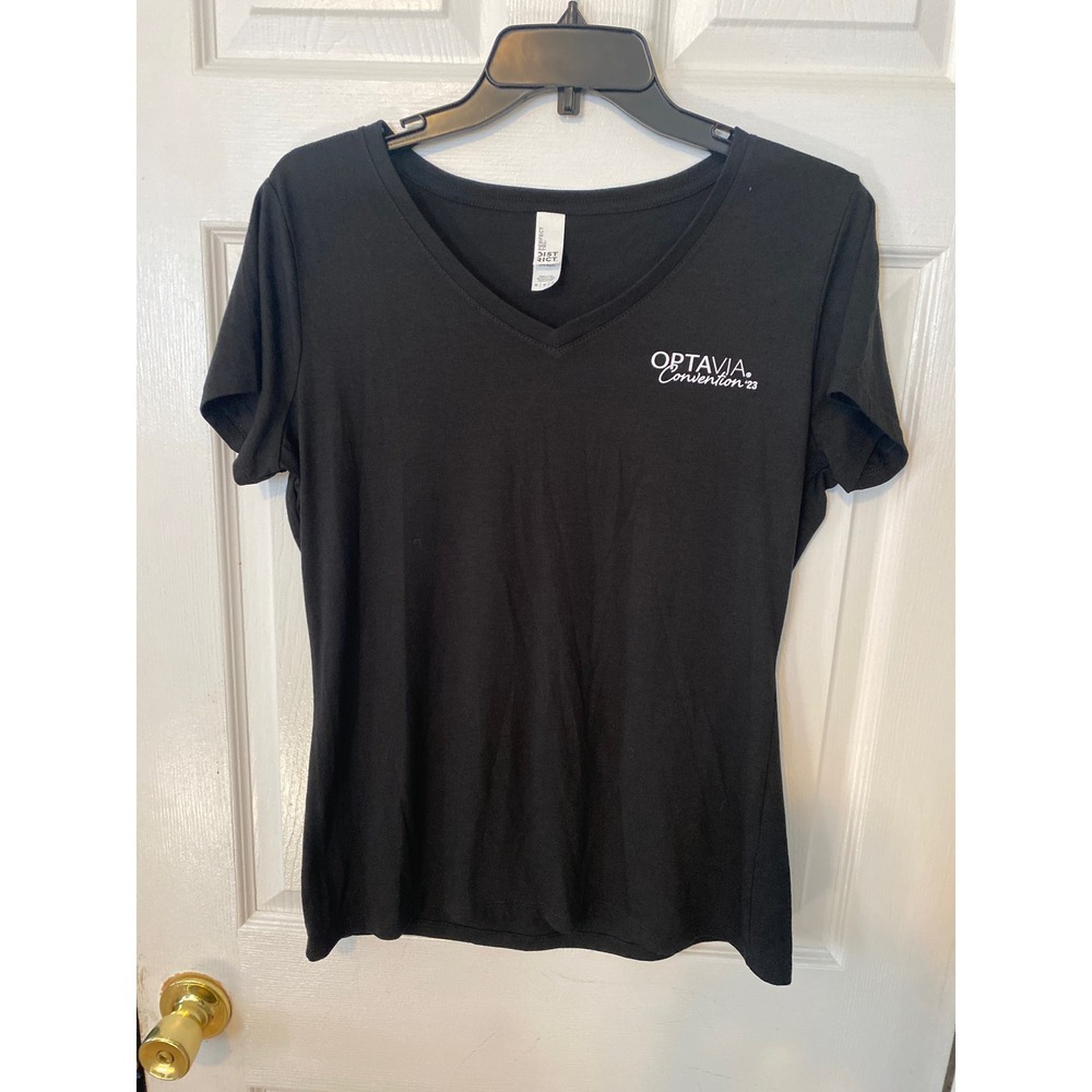 District Optavia Convention 23 Black V-Neck Graphic T-Shirt Medium